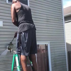 Meet your Posher, Alfred